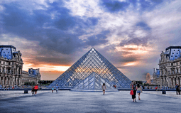 Louvre Museum